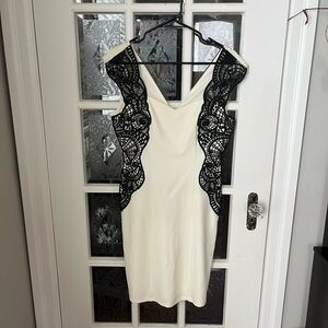 Le Chateau Black Lace and Cream Dress | Feminine Dress | Size Small